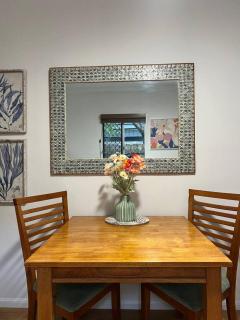 City Unit 4 Walk to Esplanade - 8