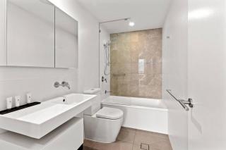 A Stunning Ocean Views 2 Bedroom Apartment - 1