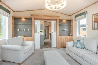 Carp Lodge - 1