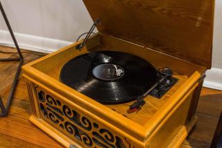 Wicker Park Flat with FREE Early Check-In & Late Checkout - 5