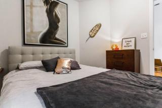Wicker Park Flat with FREE Early Check-In & Late Checkout - 3