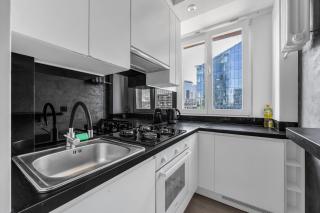 11th Floor Center Apartment - 57m2, Two Bedrooms - by Rentujemy - 8