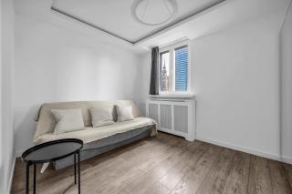 11th Floor Center Apartment - 57m2, Two Bedrooms - by Rentujemy - 6