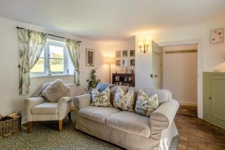 Gardeners Cottage - 8