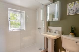 Gardeners Cottage - 2