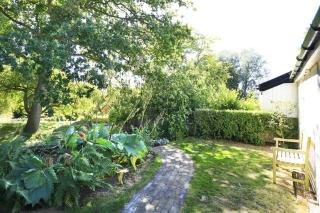 Gardeners Cottage - 5