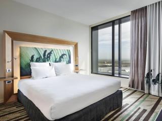 Novotel Auckland Airport - 2