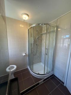 Cosy, Spacious 3 Bedroom With A Balcony - 6