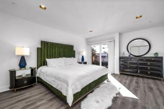 Amazing & Spacious in Heart of Santa Monica- Easy Access to ALL Tourist attractions - 3