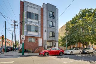 Remote Work Hub Philly Condo 3 Mi to Center City! - 9