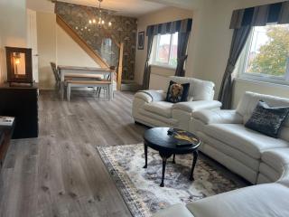 Family Escape, Blackpool Attractions Nearby - 8