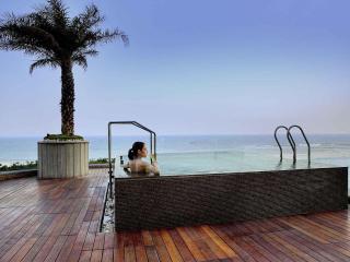 Novotel Visakhapatnam Varun Beach - 8