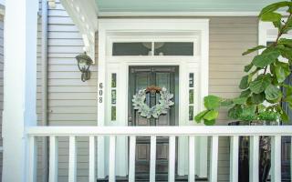 Queen Anne Manor by Lucky Savannah - 8
