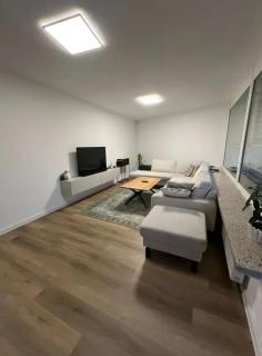 sanierte 2 zi Wohnung - 0