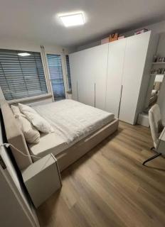 sanierte 2 zi Wohnung - 1