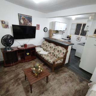 Casa em frente a praça principal - 3