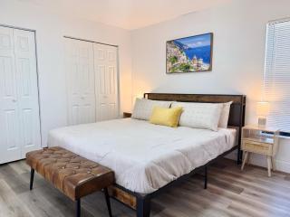 Coral Breeze Escape - 3