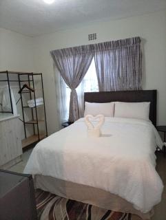 The Light Guest House - Midrand - 8