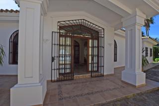Elegant viIIa with panoramic views - 6