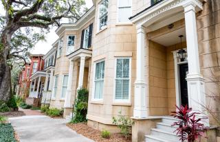 Chateau on Tattnall by Lucky Savannah - 9