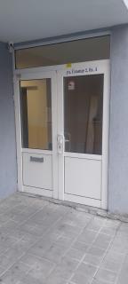 Renovated 1 Bedroom - Full Kitchen - Parking - 4km Tsarevets - 4