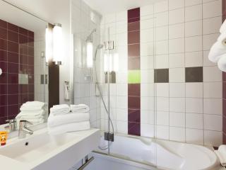 ibis Styles Beaune Centre - 2
