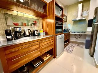 Charmoso com terraço próximo à praia do Leblon! - 7