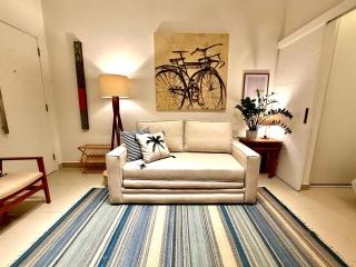 Charmoso com terraço próximo à praia do Leblon! - 2