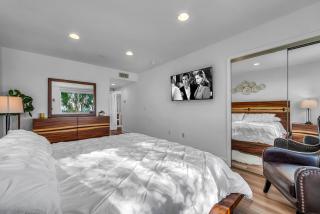 Amazing Spacious Unit in Heart of LA- Melrose district - 9