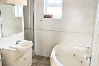 Atlantic Lodge - 4 Bedroom - Pool -Spa - Gym - 1