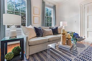 Luxe on Jones by Lucky Savannah - 0