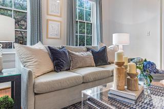 Luxe on Jones by Lucky Savannah - 7