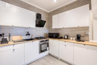 Host Prime Grand Apartment - New cairo - 4