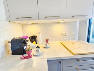 Elegant 3BR Retreat with terraces&parking - 1