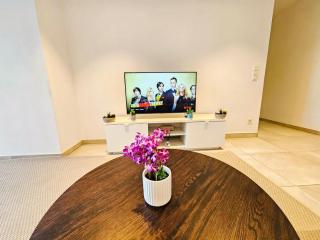 Elegant 3BR Retreat with terraces&parking - 7