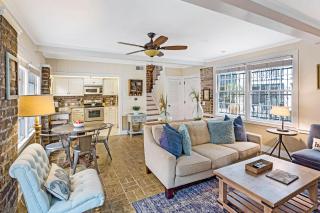 Charlton House by Lucky Savannah - 0