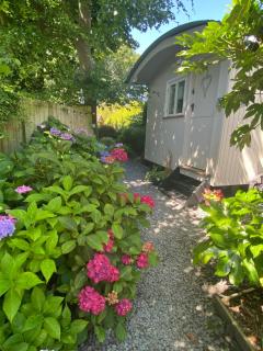 Woodmans Huts - 7