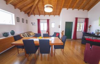 A33 - Fishermans Cottage in Lagos - 2