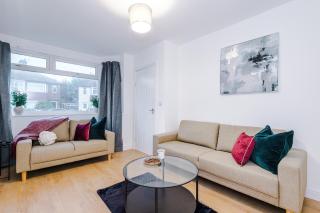 3Bed House-10 Mins to Liverpool - 7