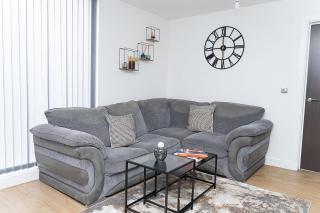 Stunning 2-Bed Retreat - AO Arena & Victoria Stn - 9