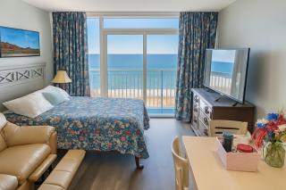Camelot By Sea Great 2-Br direct Oceanfront Condo near Broadwalk - 0