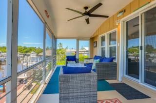 The Waterfront Cottage with Dock in Goodland! - 9
