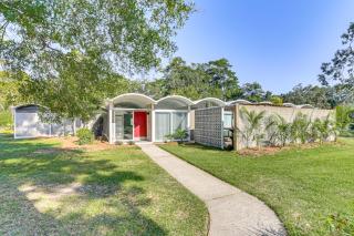 2 Mi to FSU Unique Home with Patio and Spacious Yard - 9