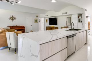 2 Mi to FSU Unique Home with Patio and Spacious Yard - 2