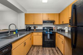 Long Term Stays Allowed Budget Friendly & Pool - 5