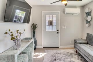 Newly Updated! Commuter-Friendly Anaheim Home - 6