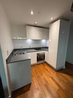 Cosy 2 bed City Apartment in Birmingham - 6