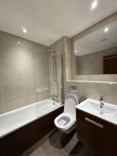 Cosy 2 bed City Apartment in Birmingham - 3