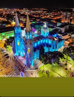 Sobrado INTEIRO com todas as comodidades e ótima localização - 3