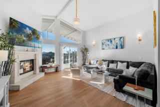 Entire Private 4BR 2Bth, Pool, View, 4 Parking, King Bed, Big Yard - 9